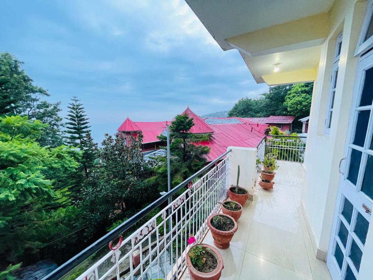Grand View Lodge And Restaurant Дармсала Экстерьер фото